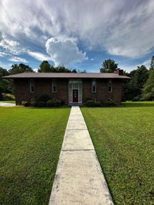 111 Hutton Court