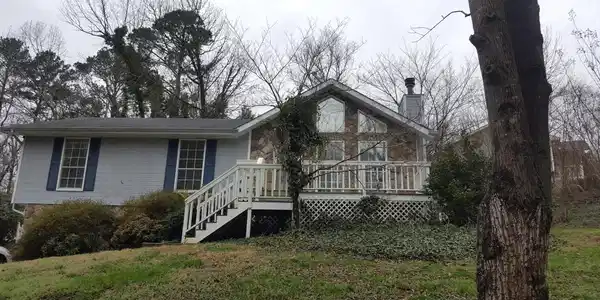 6131 Pythian Rd
