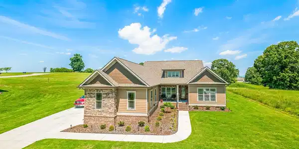 6151 Stoney River Dr