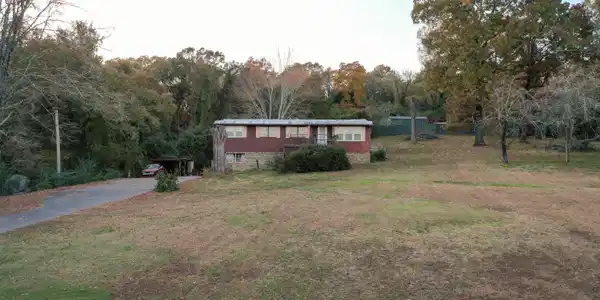 9221 N Hickory Valley Rd