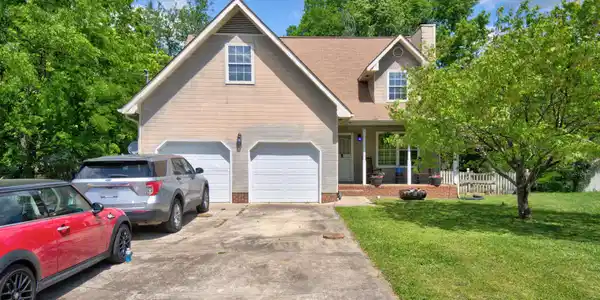 4512 Kings Lake Ct