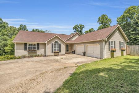 2327 Violette Dr