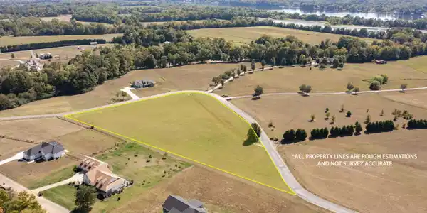 Lot 35 Melrose Place