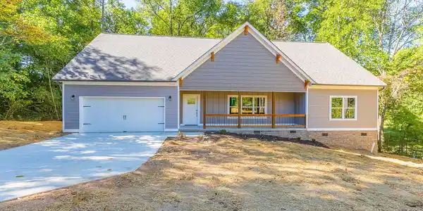 2128 Hill Top Crest