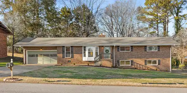 3919 Yorktown Rd