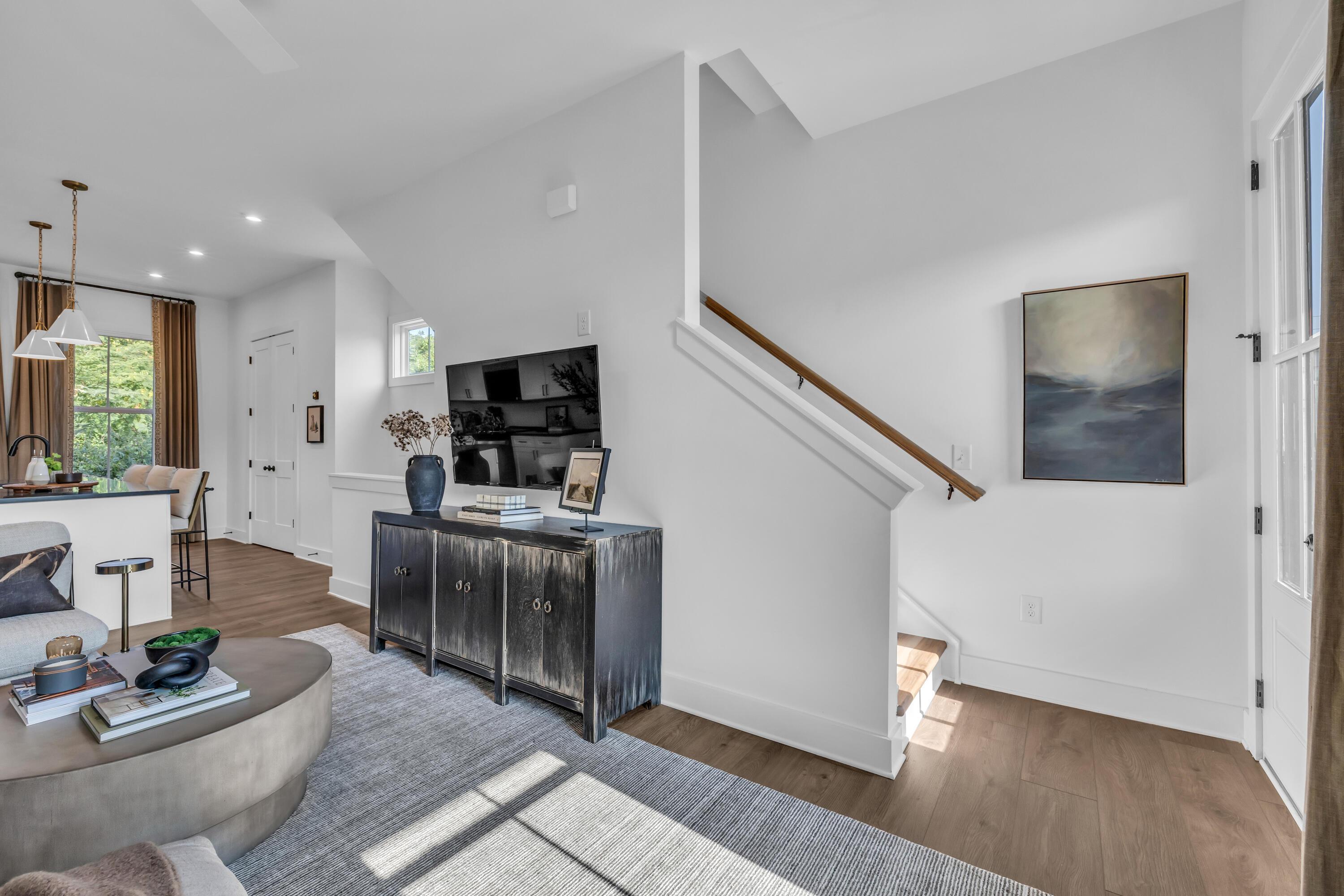 Image 4: Family Room