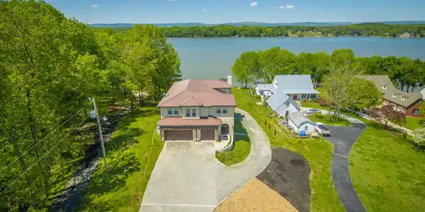 4520 Johnson Rd