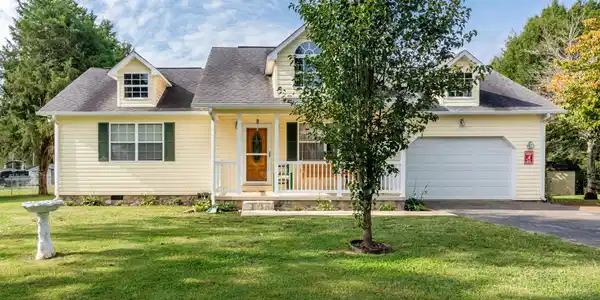 305 Sunset Estates Dr