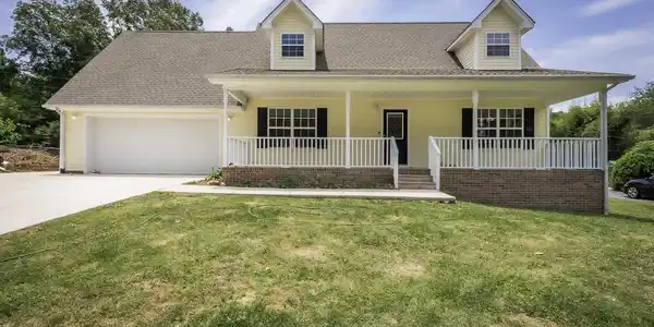 2415 Hunt Heights Dr