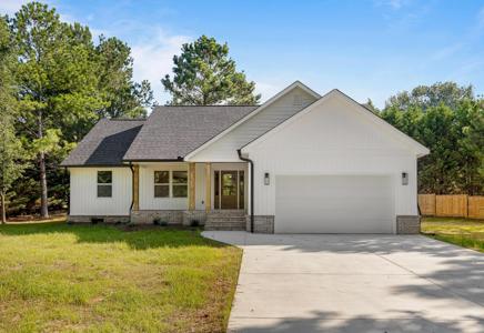 6325 Bay Ln