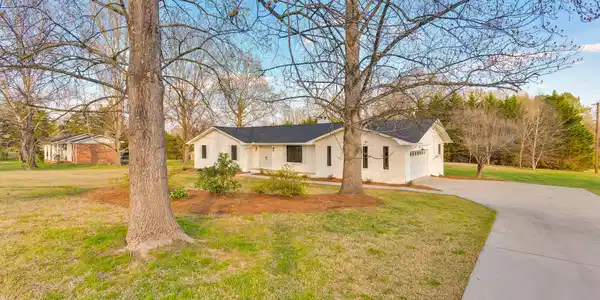 9110 N Hickory Valley Rd