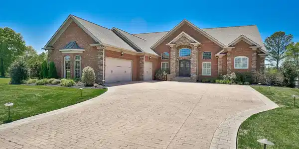 8279 Georgetown Bay Dr