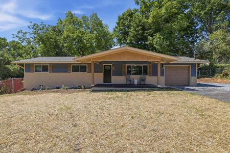 3208 Kings Point Road