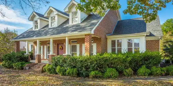 8309 Heron Cir