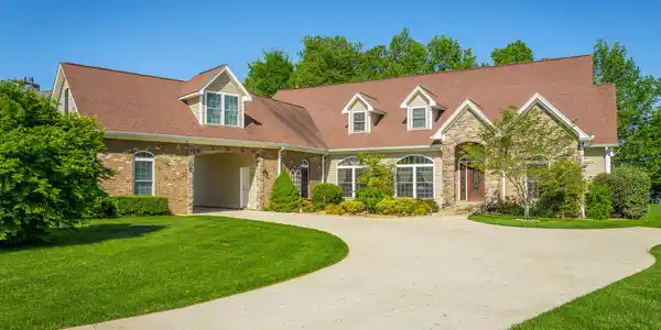 140 River Place Pt