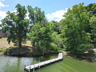 2487 Burton Road