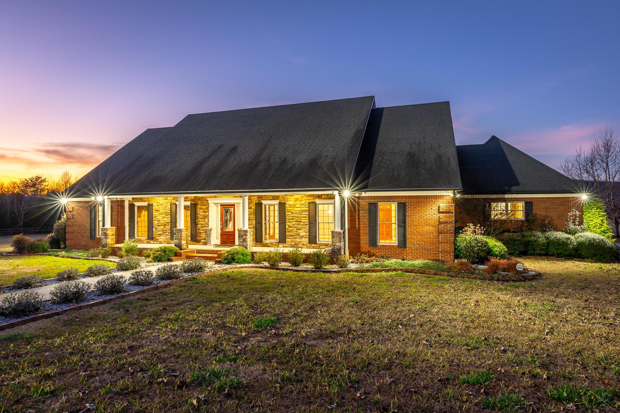 Image 1: 8121 TN-156 HD-359