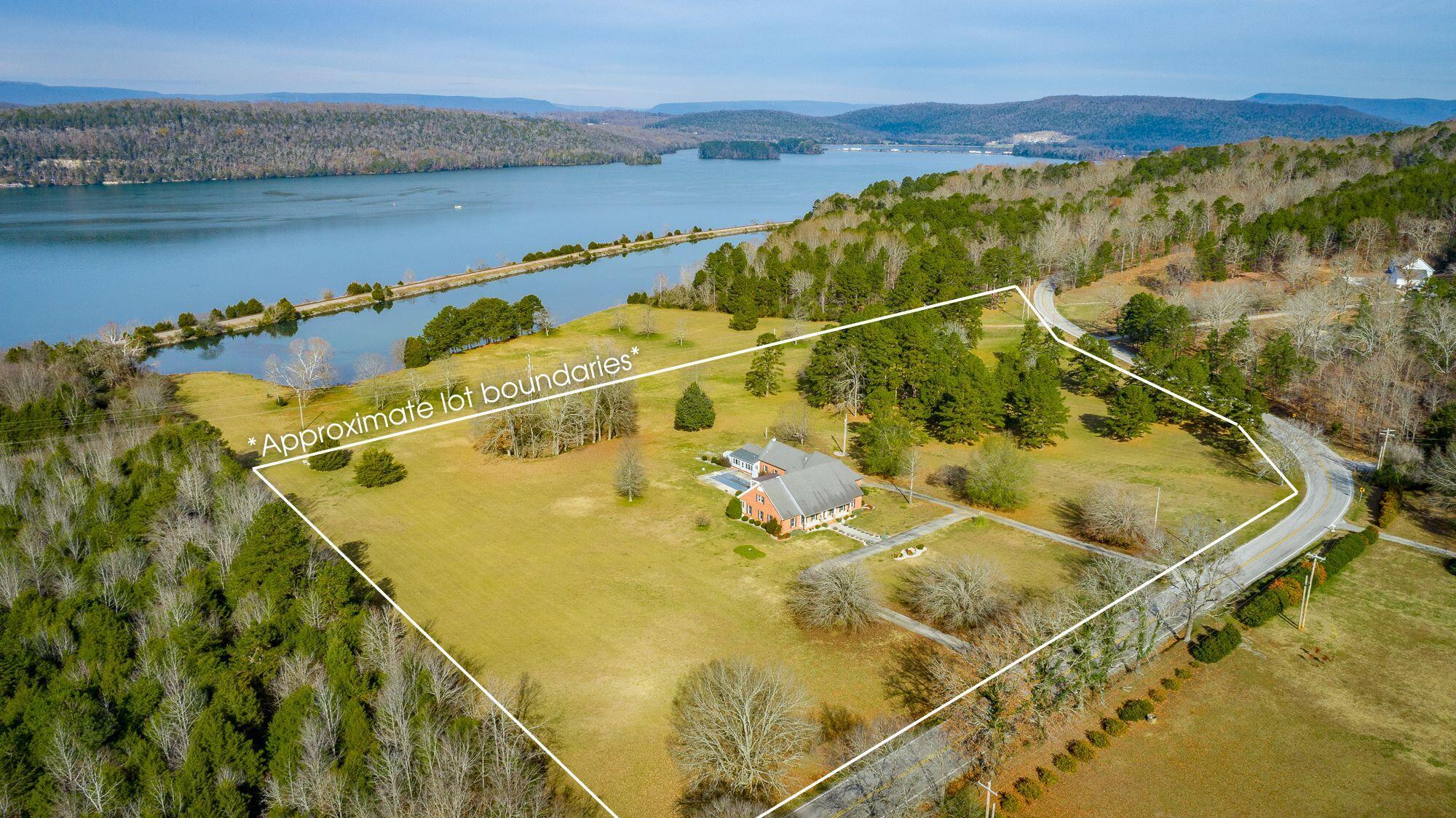 Image 2: Approximate lot boundaries (1)