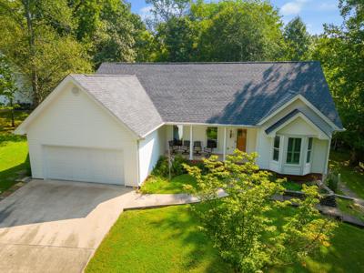 2424 Horseshoe Dr