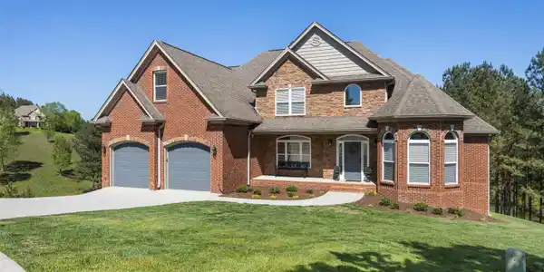 13312 Blakeslee Dr