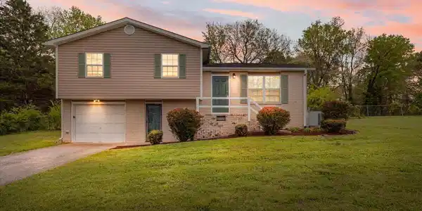 1945 Bay Hill Drive