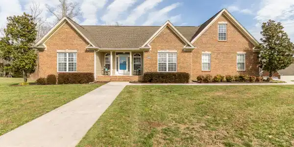 901 Brooke Stone Dr