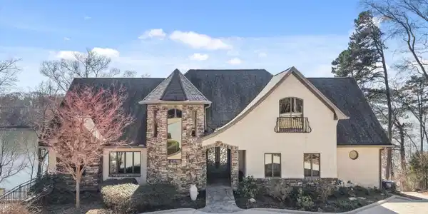 8906 Prairie Schooner Circle