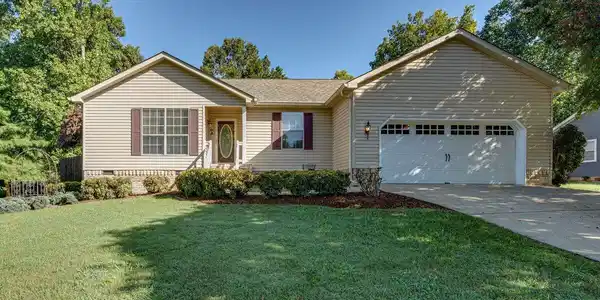 10131 Bear Trail Dr