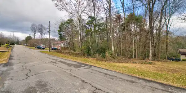 Image 3: 2420 North Shore Acres 1