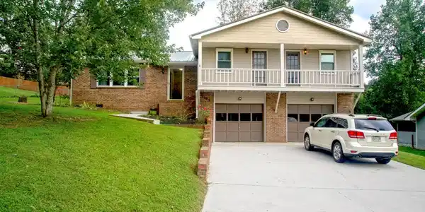 9109 Hundley Rd