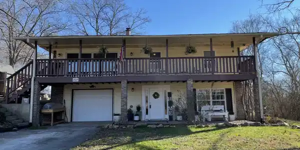 2409 Hunt Heights Dr