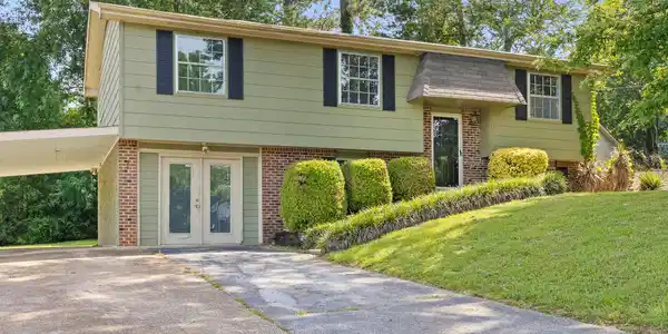 6627 Sandwood Cir