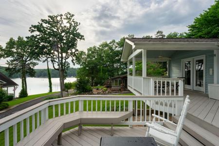 1724 Bream Ln