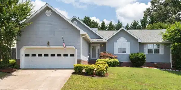2505 Westwind Dr