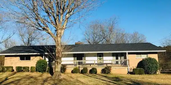 5610 Clark Rd