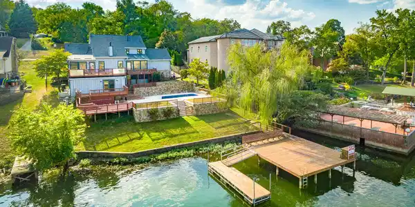 4939 Bal Harbor Dr