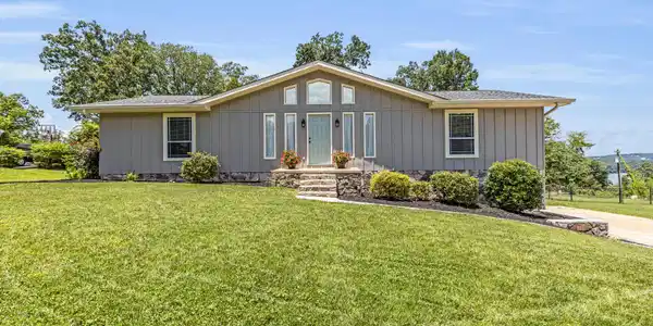 5823 Quail Hollow Rd