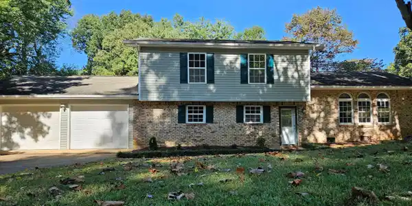 9211 River Oaks Rd