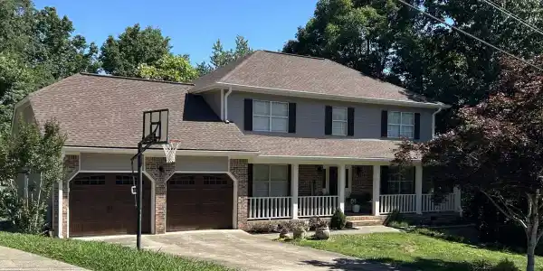 6611 River Winds Ln