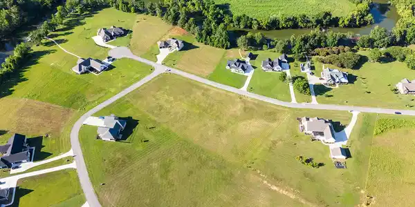 Image 3: DJI_20250703183939_0116_D