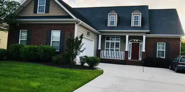 8193 Kaitlin Ln