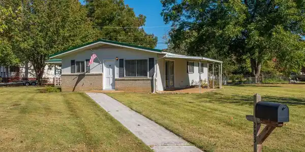 203 Port Dr