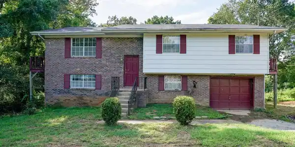 6313 Pythian Rd