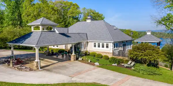 1220 Holly Glen Rd 3