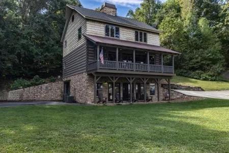 1145 Johnson Lane