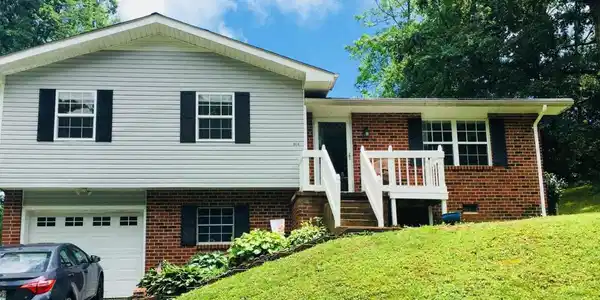 9134 Westminister Circle Dr