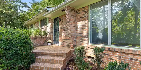 3911 Yorktown Rd