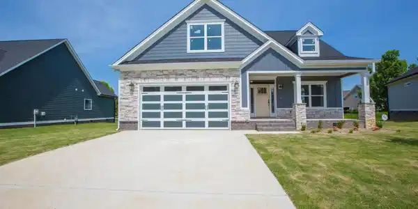 8423 Skybrook Dr