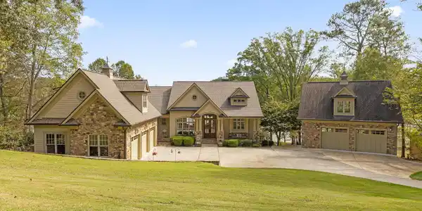 6508 Dogwood Drive