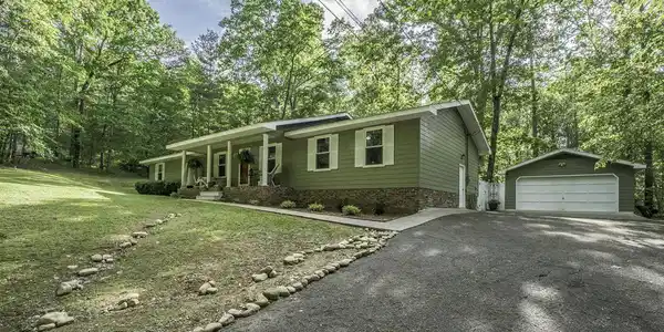 6910 Igou Ferry Rd